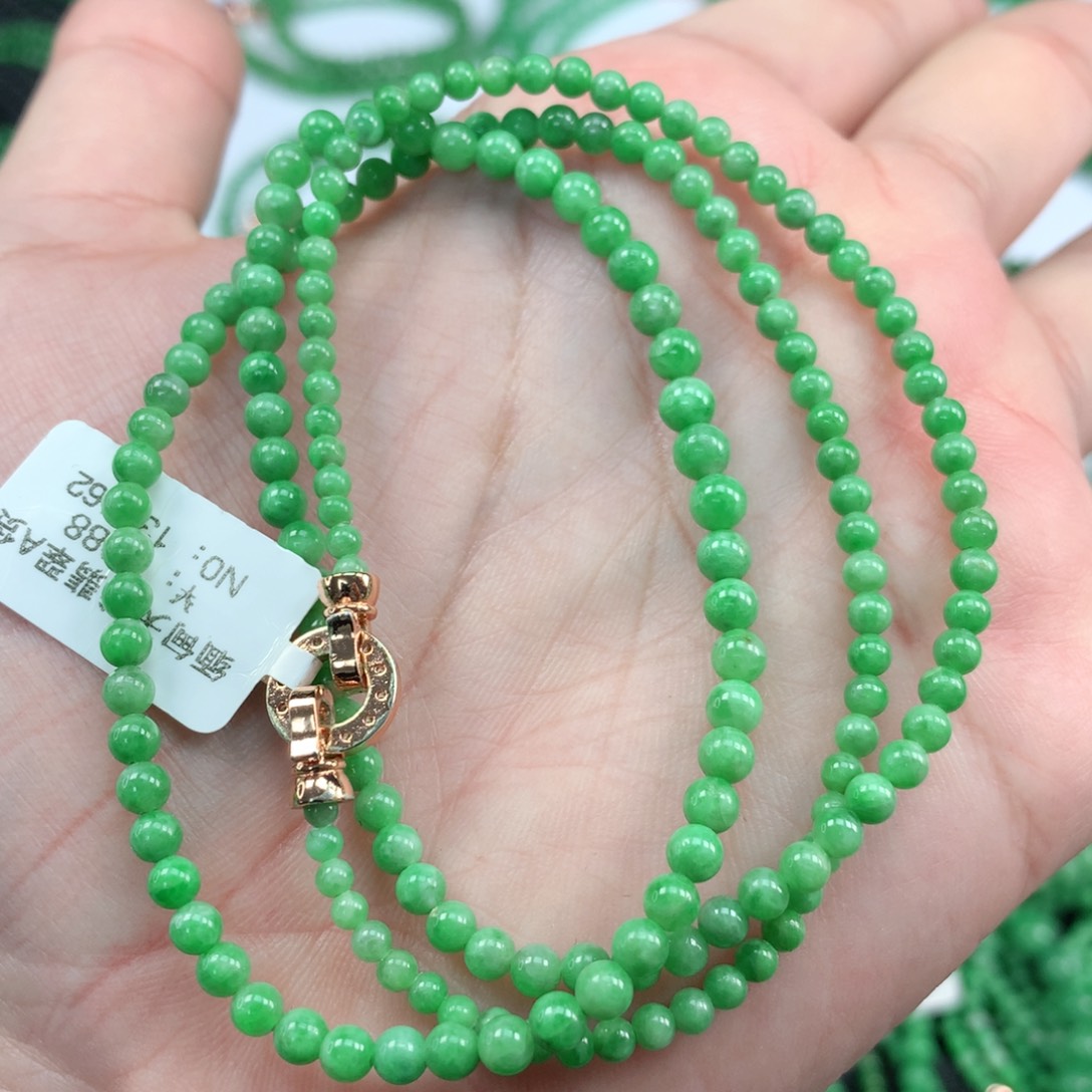 翡翠手链未镶嵌翡翠