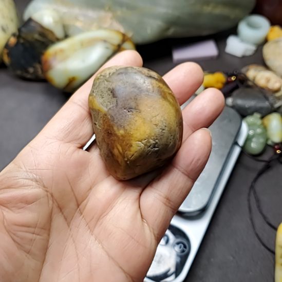 和田玉（糖玉）未镶嵌挂件