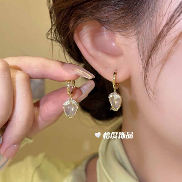  【恰度】清透纯欲气质灵动微镶郁金香耳环