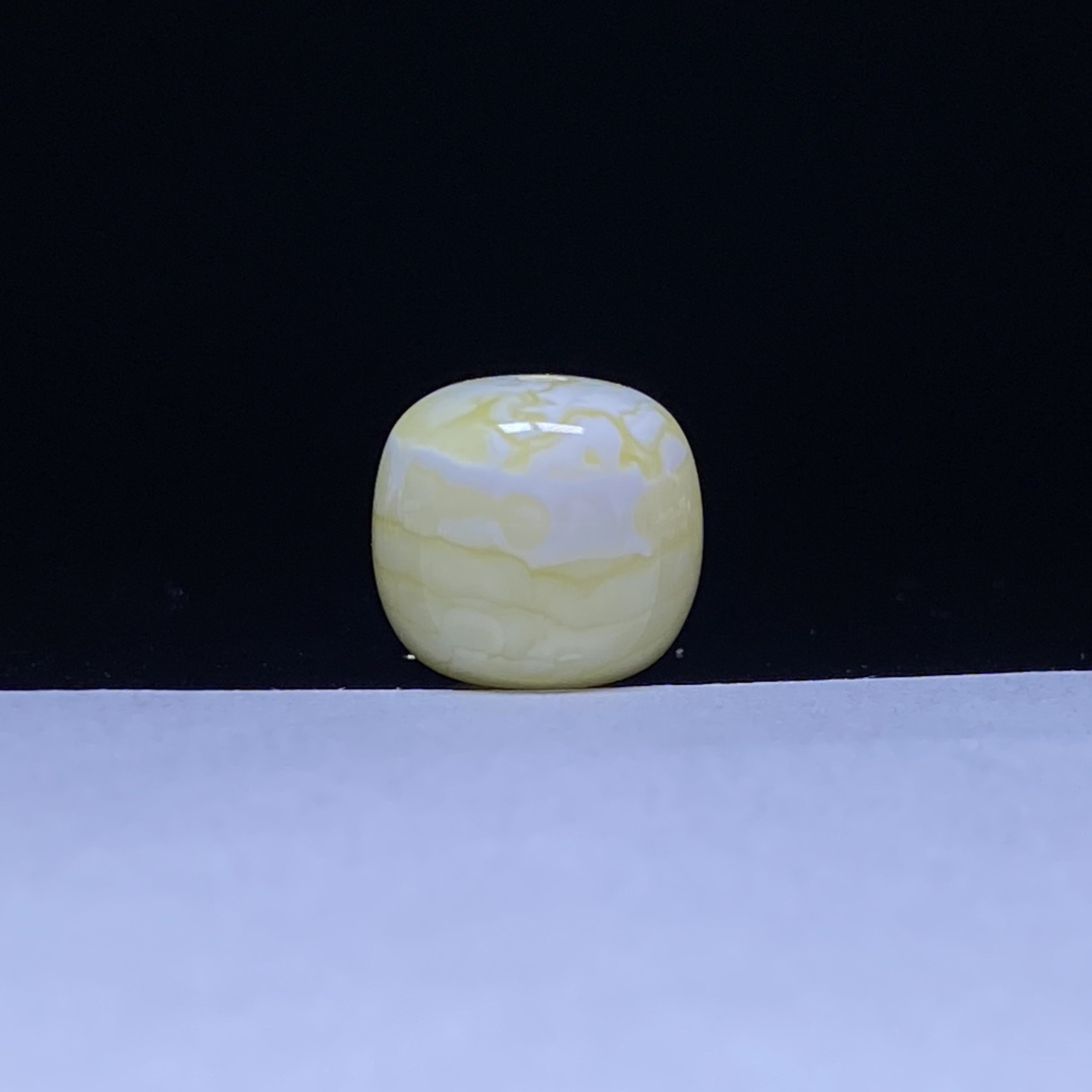 漆白妖花虎皮纹精品蜜蜡老型单珠13.3mm