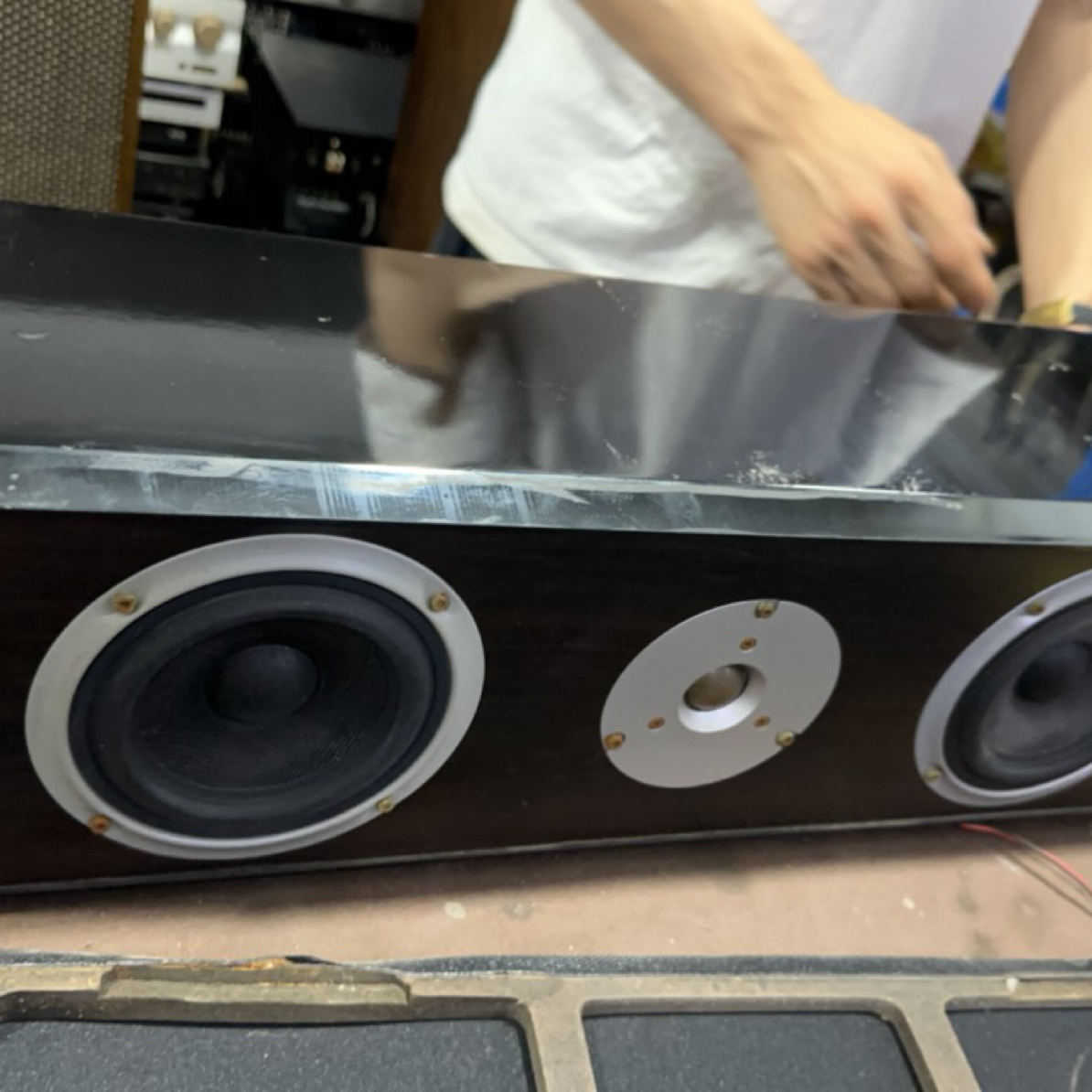 9新  adeo 中置音箱