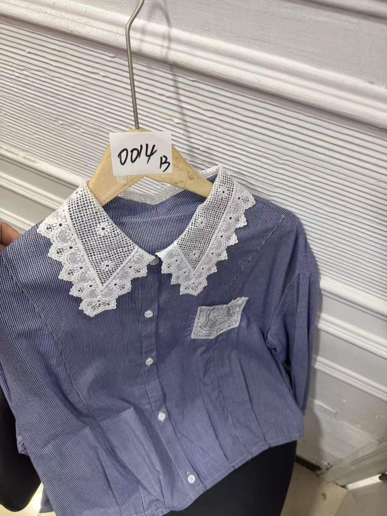 BIAORAN/标冉2025春季新款休闲蕾丝拼接格纹衬衫0014