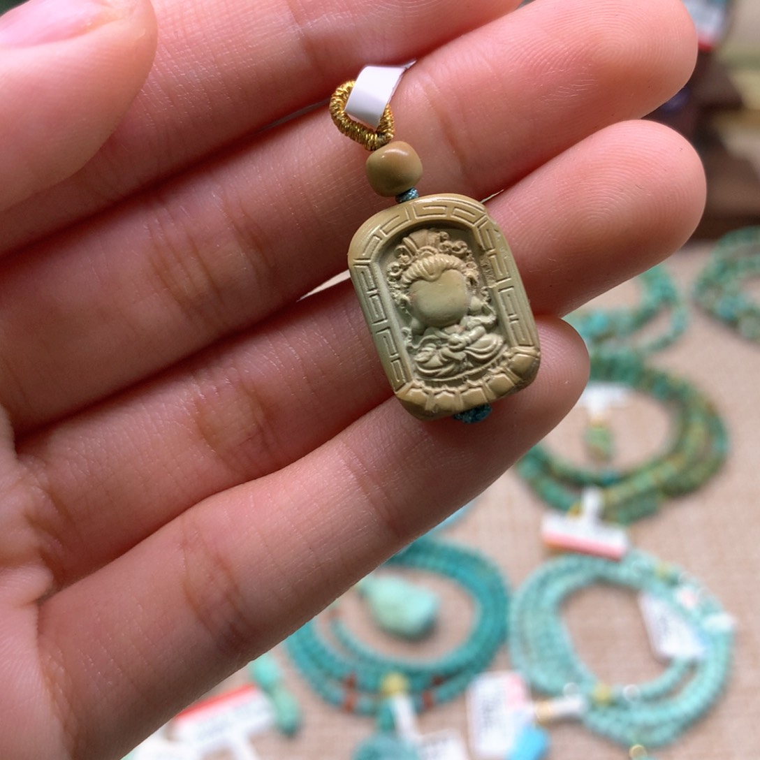 绿松石未镶嵌配饰