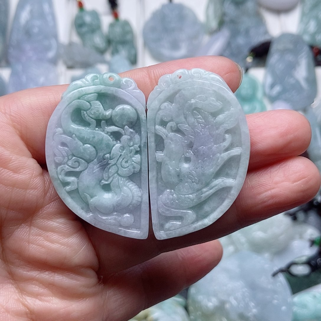 翡翠颈饰未镶嵌翡翠
