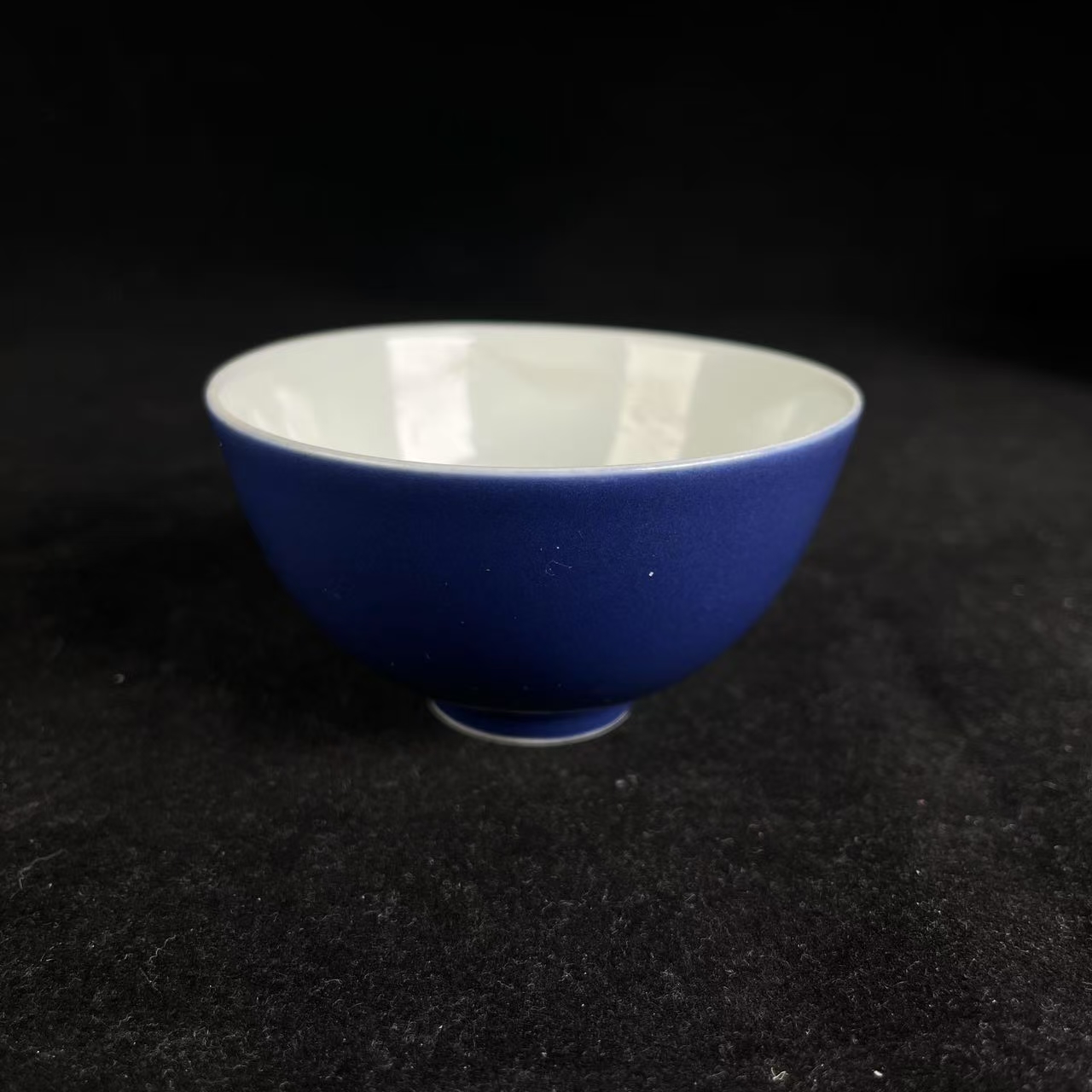霁蓝釉杯       