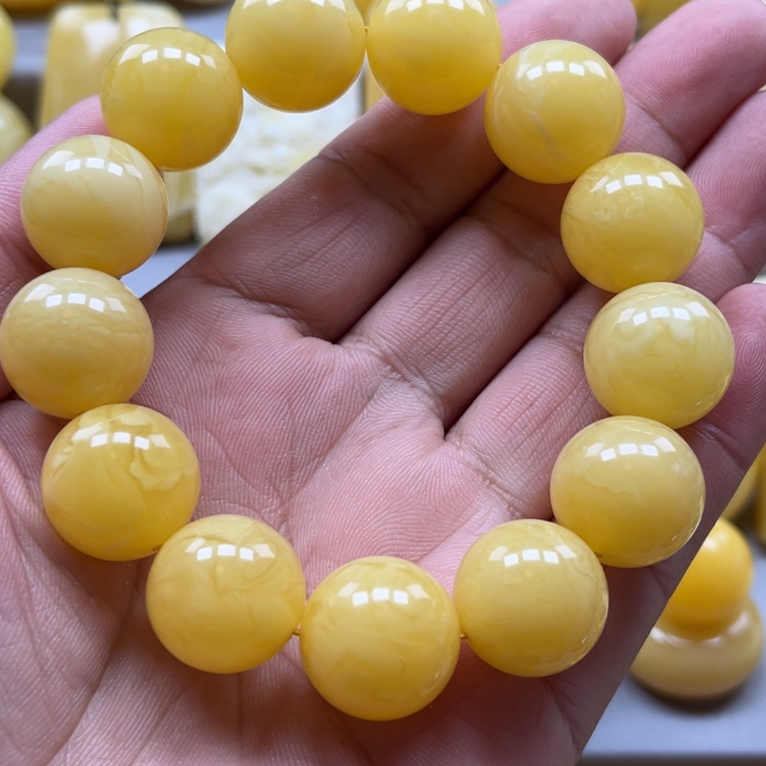 蜜蜡珠宝奇石未镶嵌