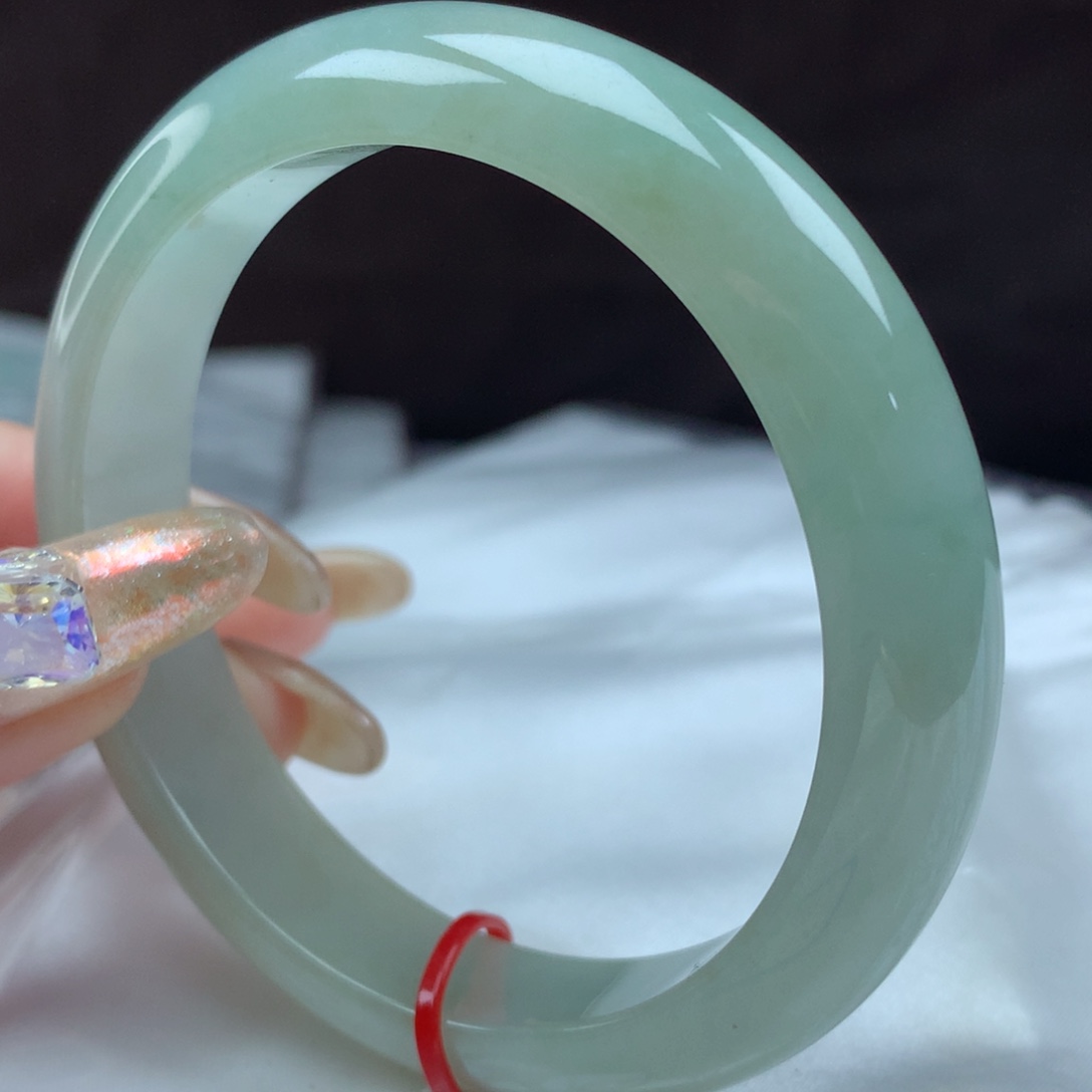 翡翠手镯未镶嵌23187，