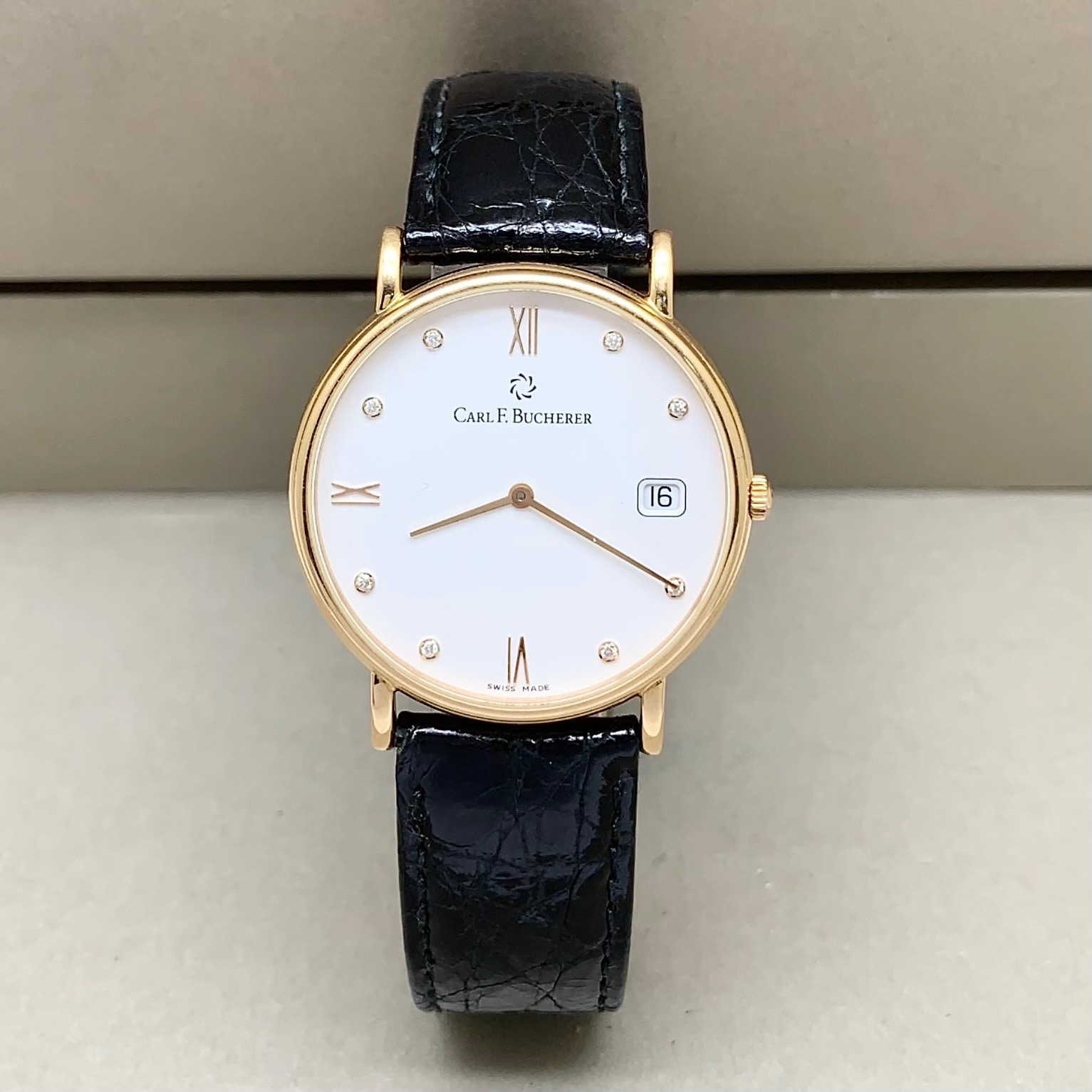 95新 宝齐莱 34mm/18k金/石英女表