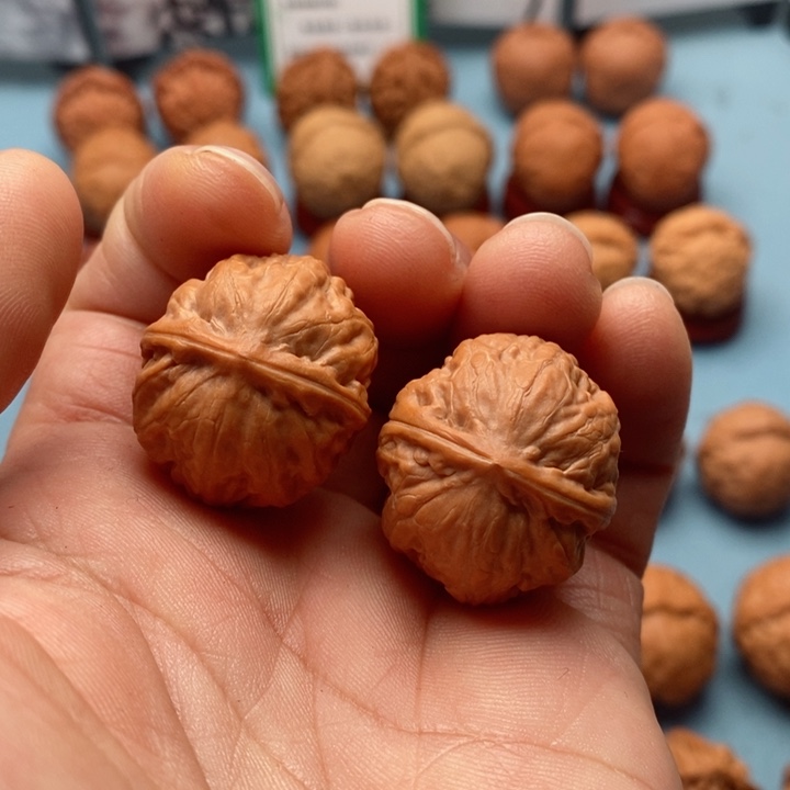 文玩核桃把件精品文玩手捻元