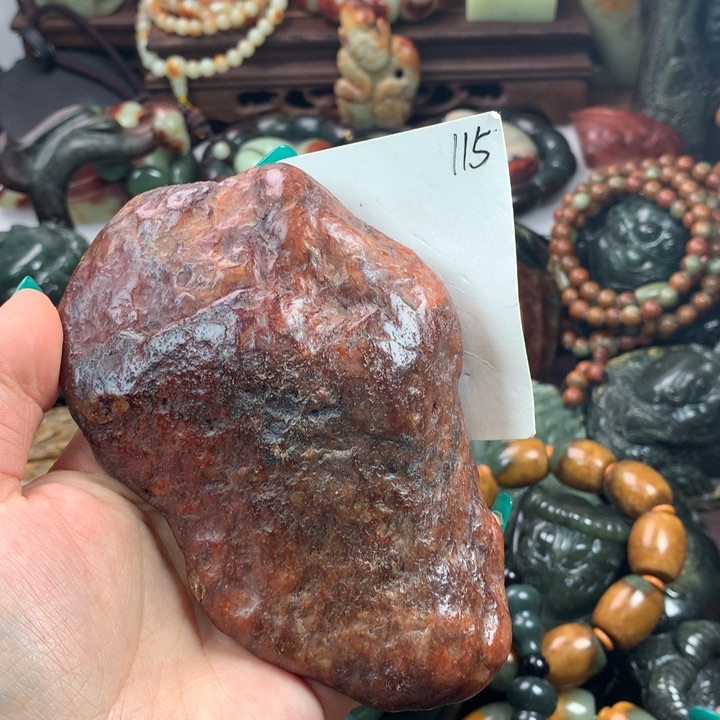 岫岩河磨玉（透闪石质玉）把件未镶嵌