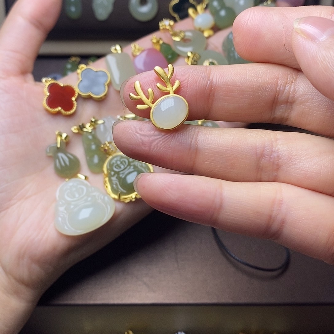 和田玉颈饰银S925镶嵌