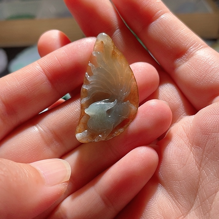 翡翠未镶嵌颈饰天