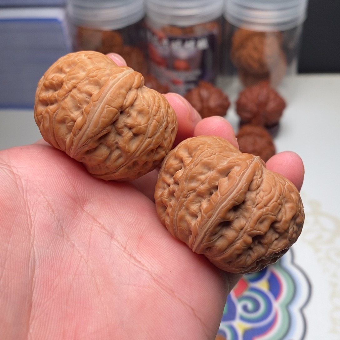 文玩核桃把件43元宝