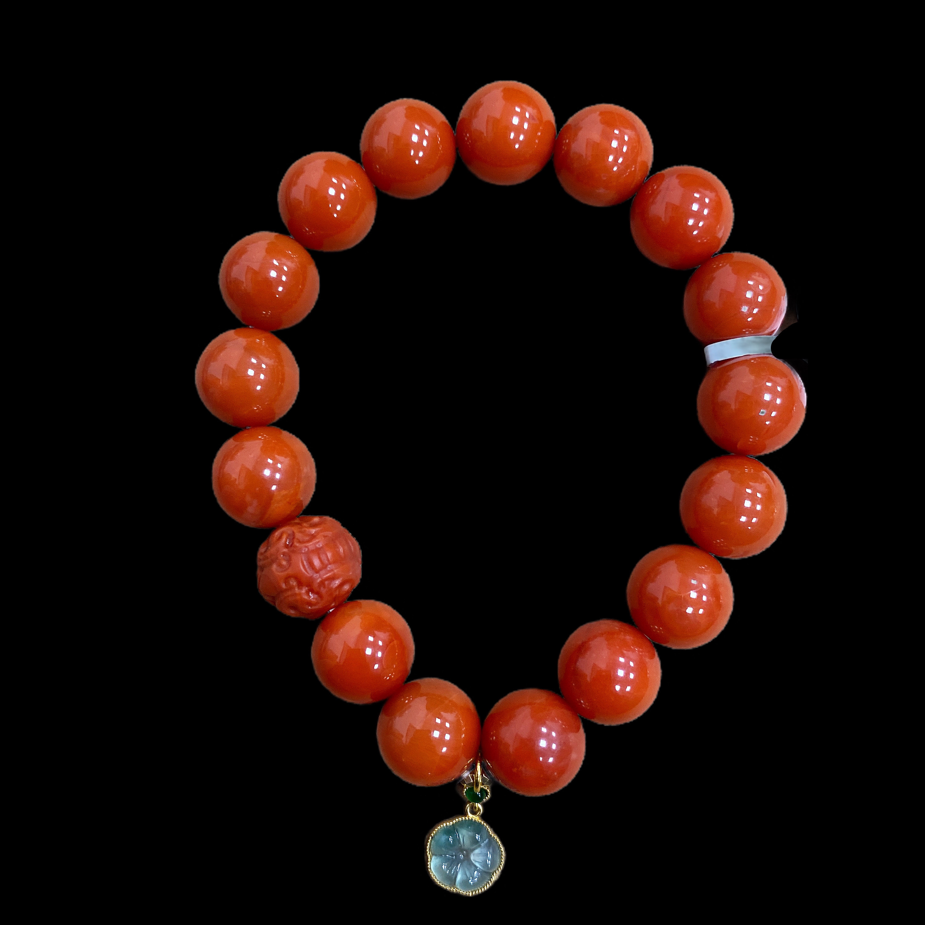 V8156南红手串18k孤品！