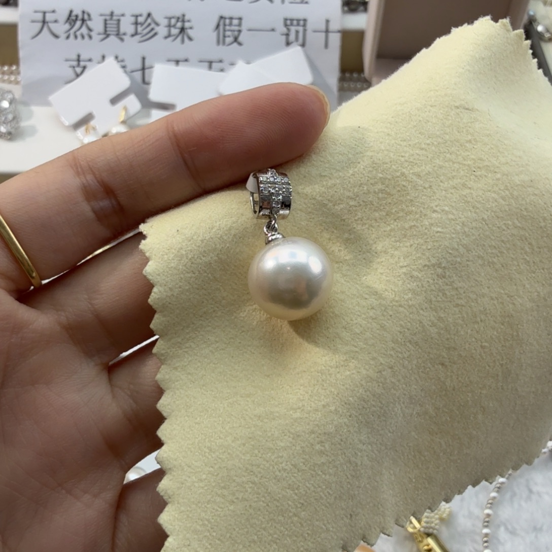 银S925镶嵌淡水珍珠颈饰