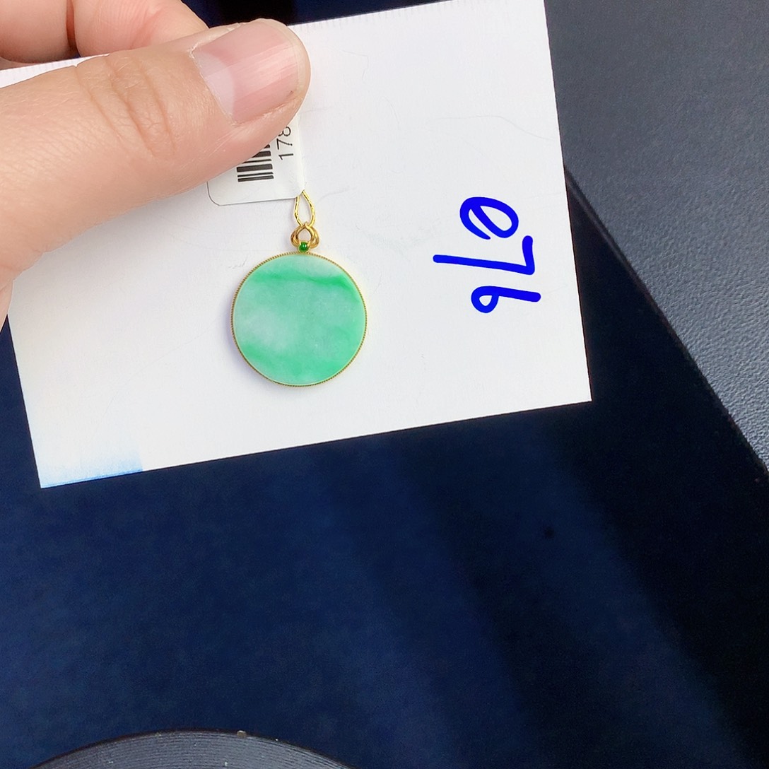 【闪购商品】翡翠颈饰18K金镶嵌000000000