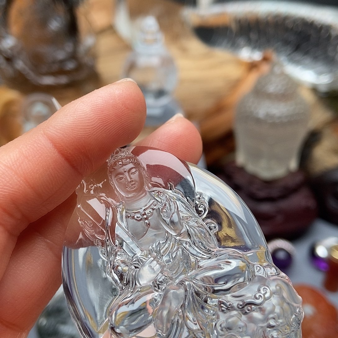 未镶嵌水晶颈饰吊坠