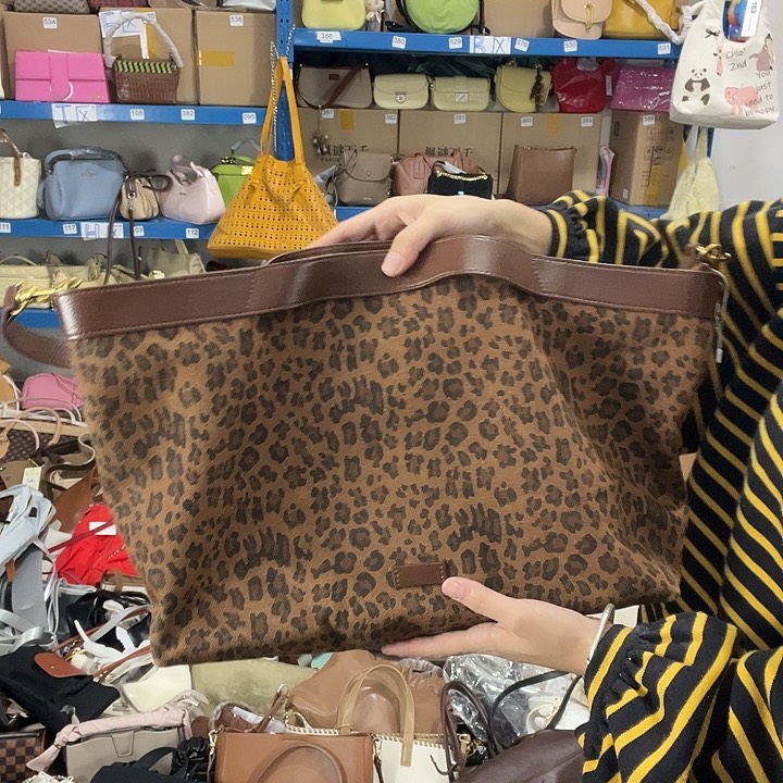 猪剖层皮革325健健康康平平安安