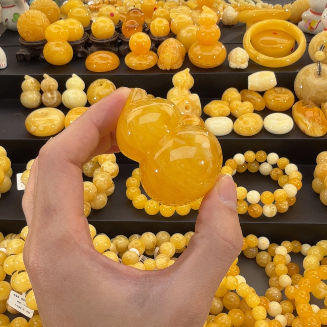 H***M琥珀未镶嵌裸石琥珀蜜蜡