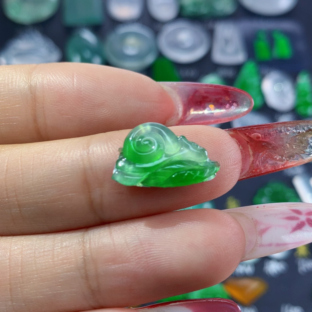 翡翠颈饰未镶嵌纯天然缅甸翡翠A货