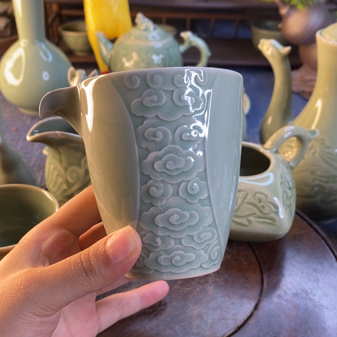 瑞*手工干刻祥云公道1只