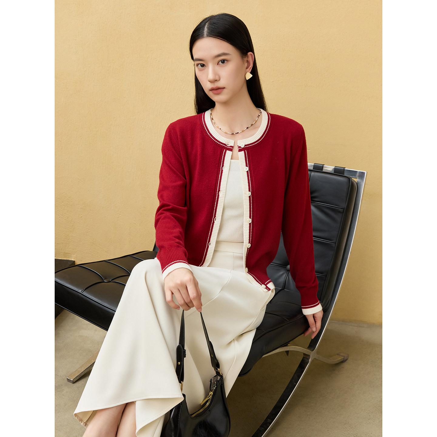 玛氏嘉敏 新品 羊毛羊绒撞色别致圆领针织开衫 641132