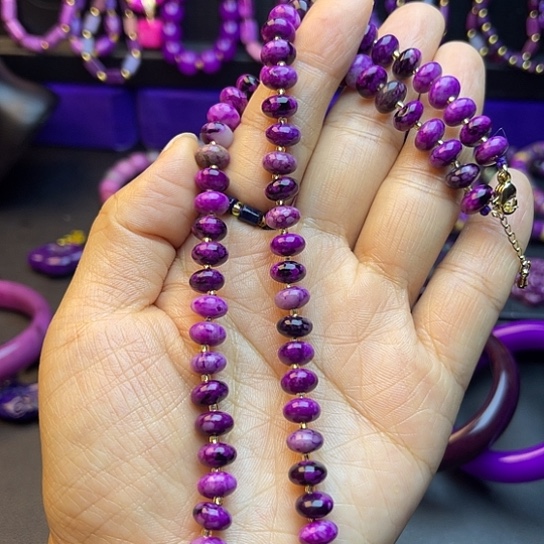 非金属算盘珠项链丝绒