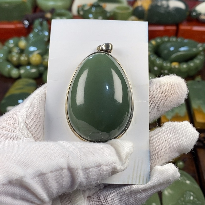 【闪购商品】岫岩老玉（透闪石质玉）颈饰银S925镶嵌九*