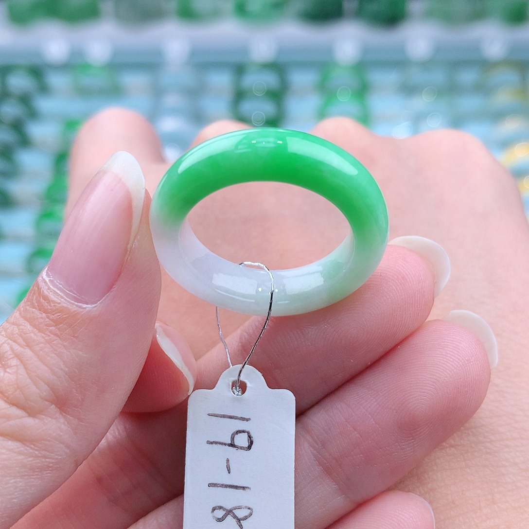 翡翠戒指未镶嵌缅甸翡翠A货