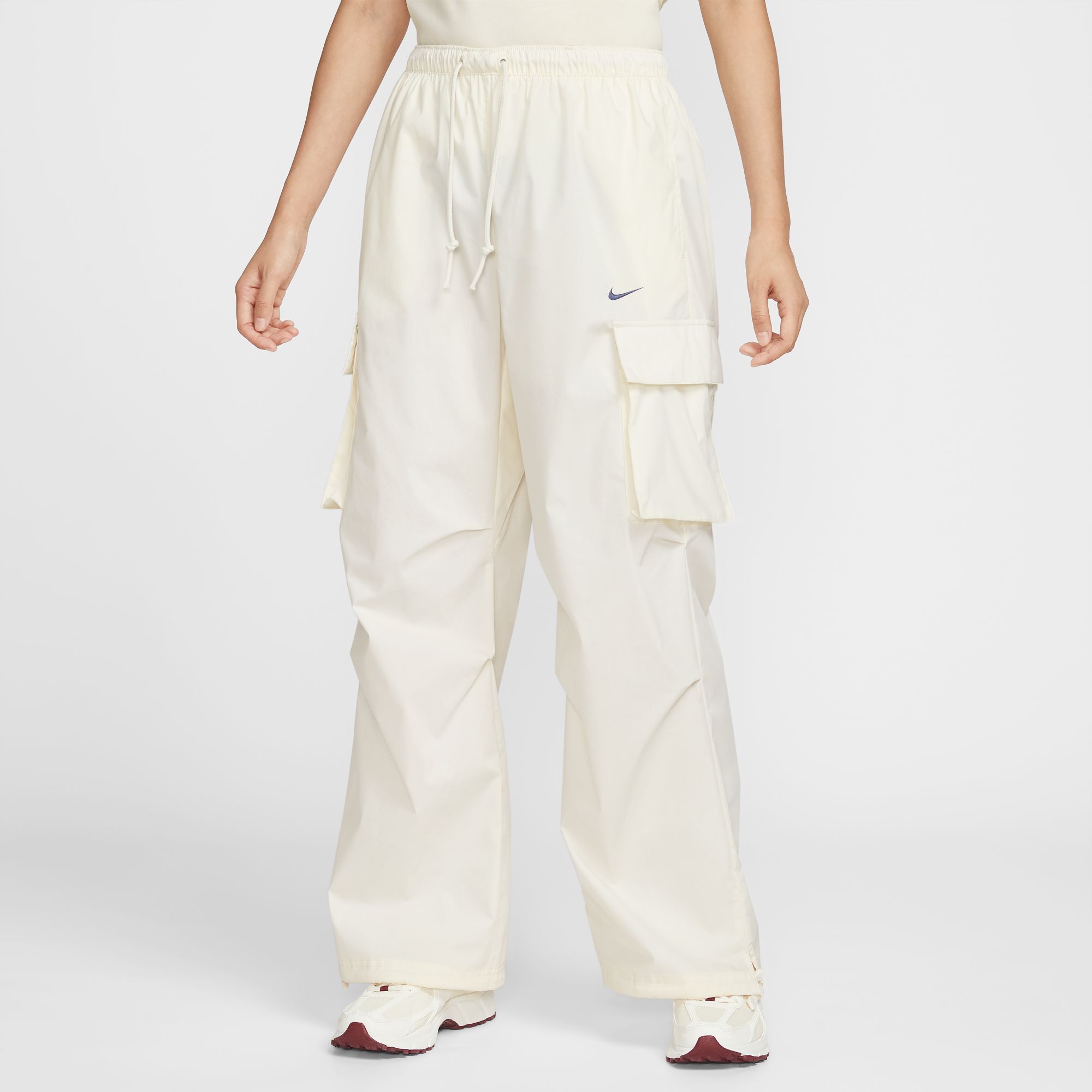 Nike耐克女子工装风宽松直筒侧面刺绣口袋运动休闲长裤II0445-047