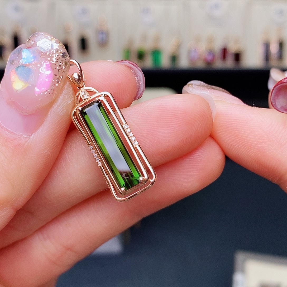 碧玺吊坠碧玺18K金镶嵌