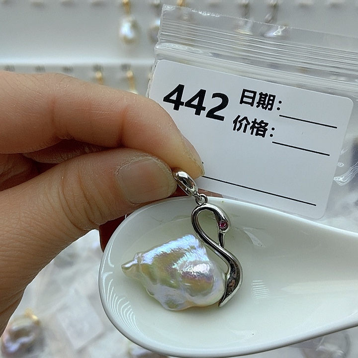 淡水珍珠颈饰未镶嵌