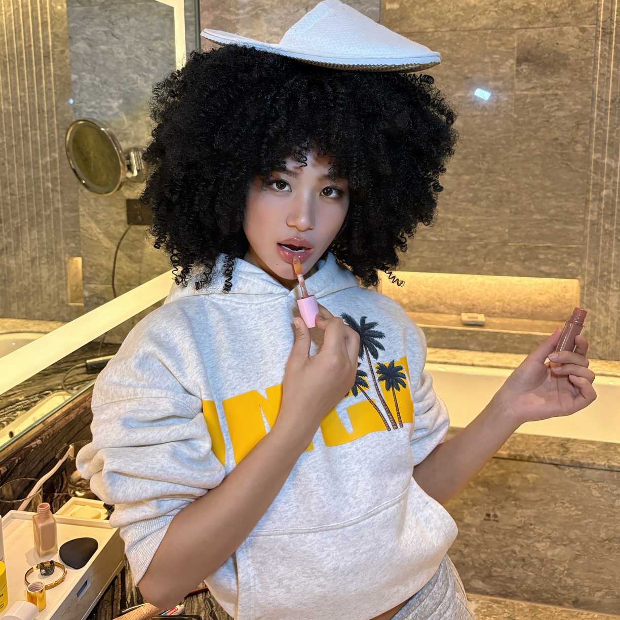 INGA秋冬复古美式字母印花宽松休闲加绒保暖情侣韩版卫衣外套上衣