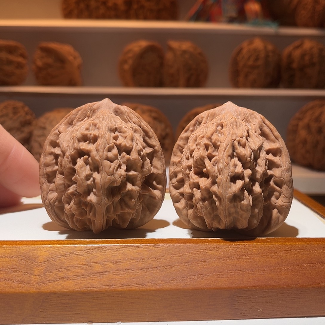 42麦穗虎头，粗筋厚棱……