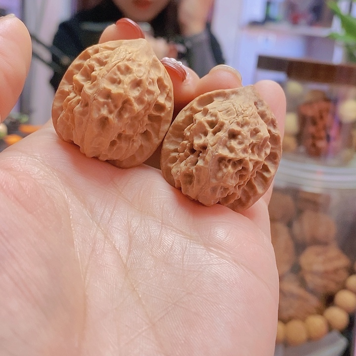 【闪购商品】文玩核桃把件31白蛇谷蜡皮迷你