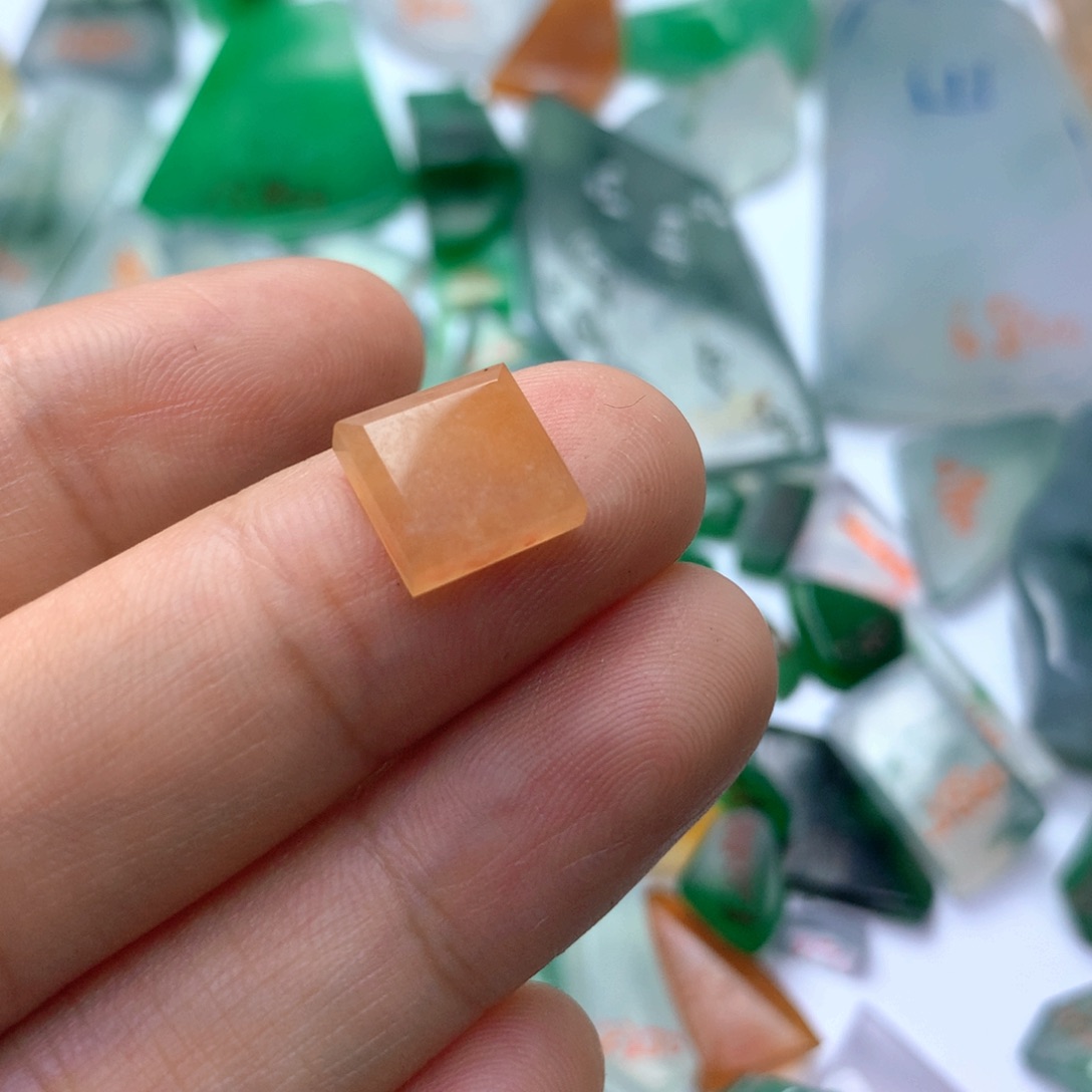 定制翡翠未镶嵌天然翡翠