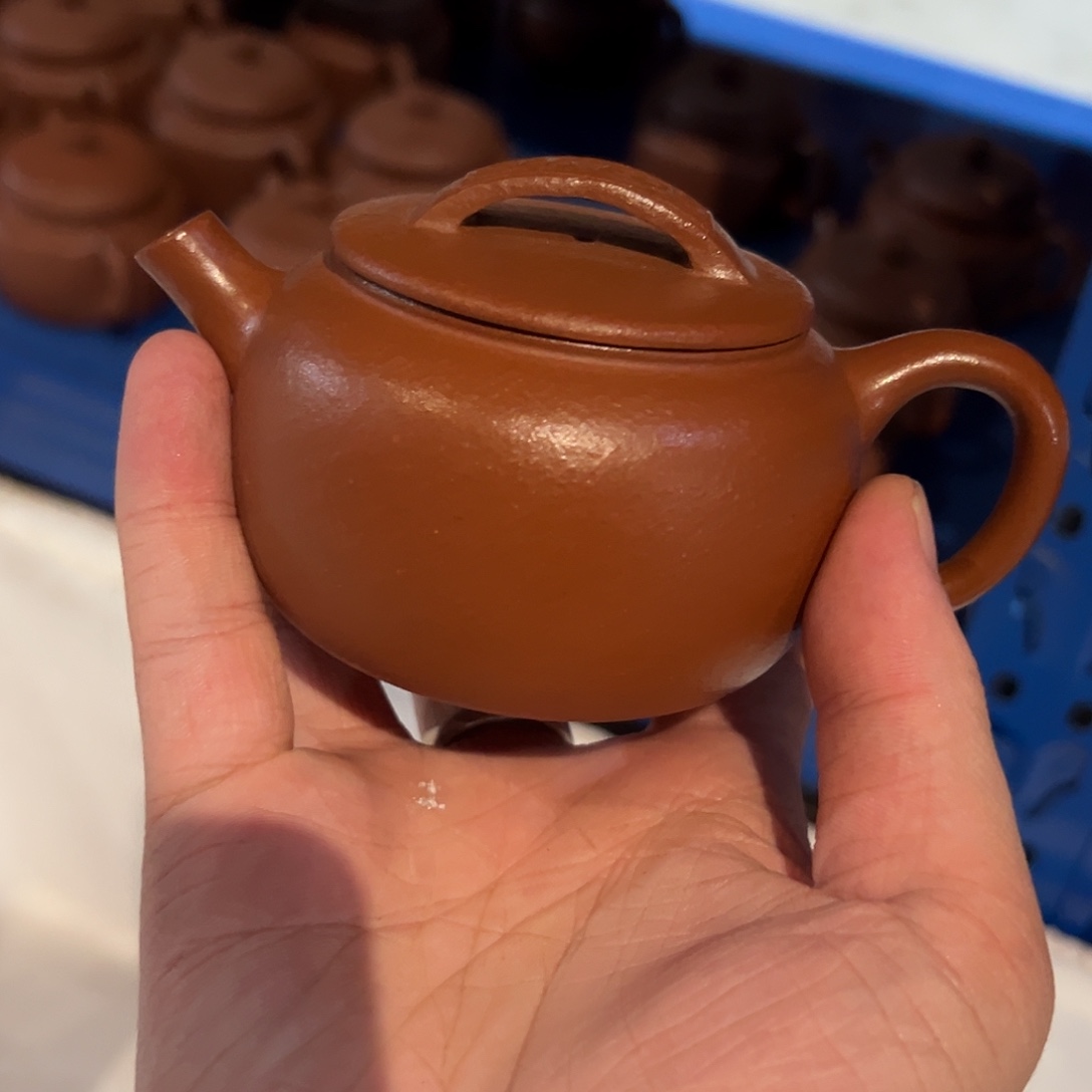 茶壶紫砂紫砂的味道很
