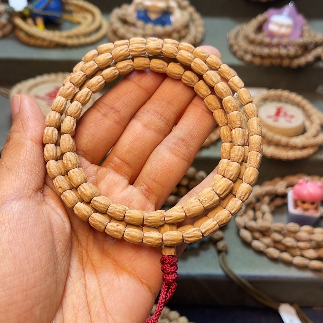 右***格吊坠柏香籽/百香籽