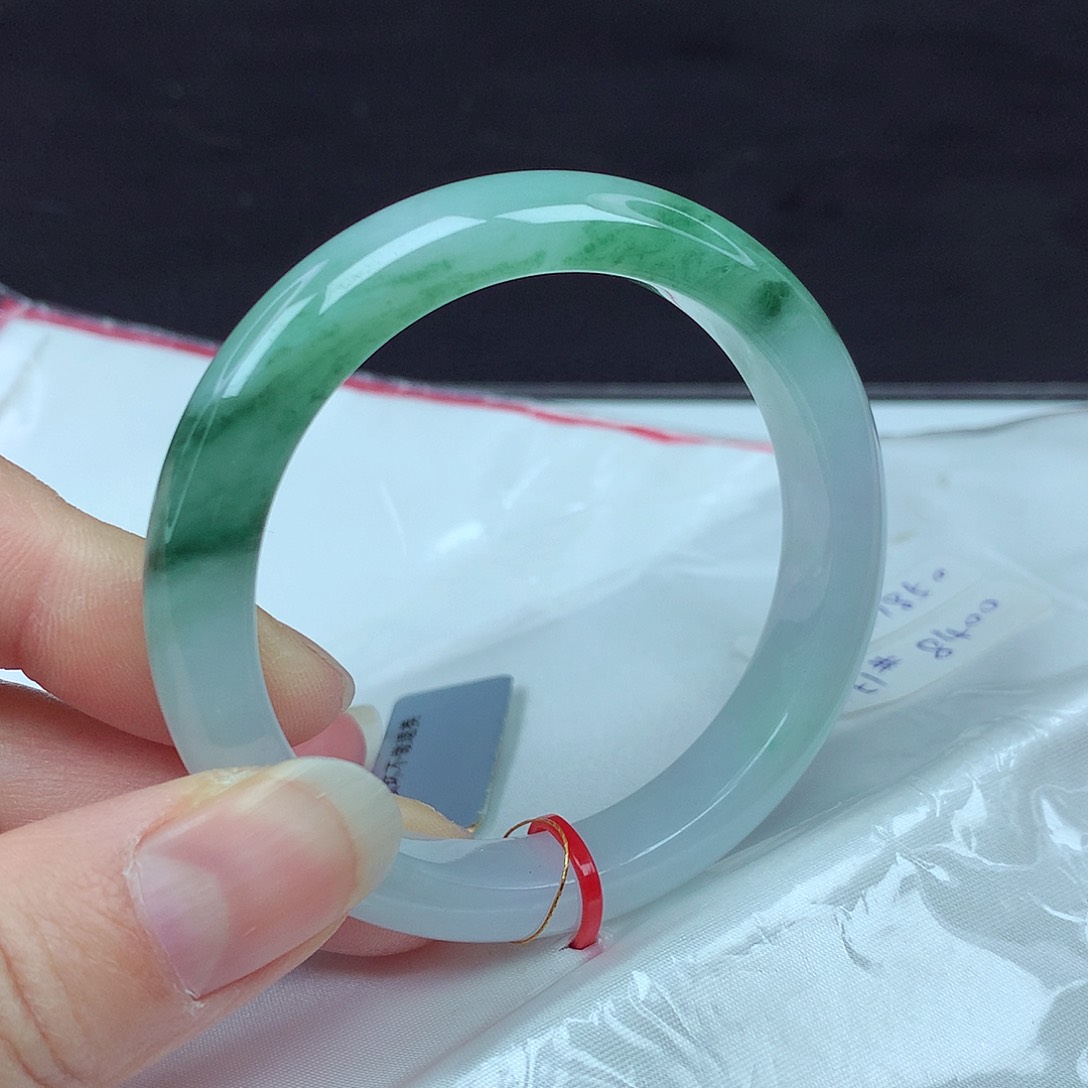 翡翠手镯未镶嵌51圈+850