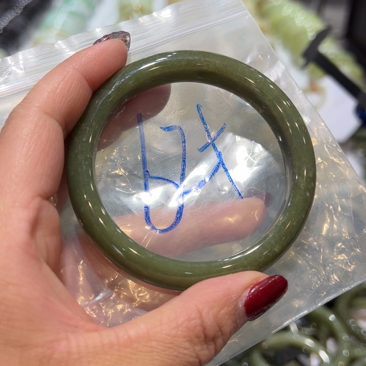 和田玉（糖玉）手镯未镶嵌