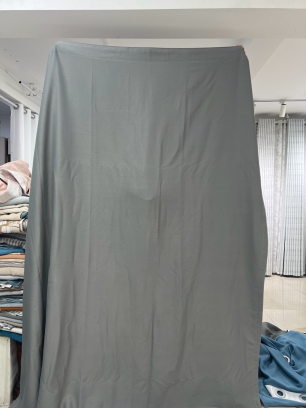 631编号成品窗帘，4.6米对开挂钩，高度2.7米