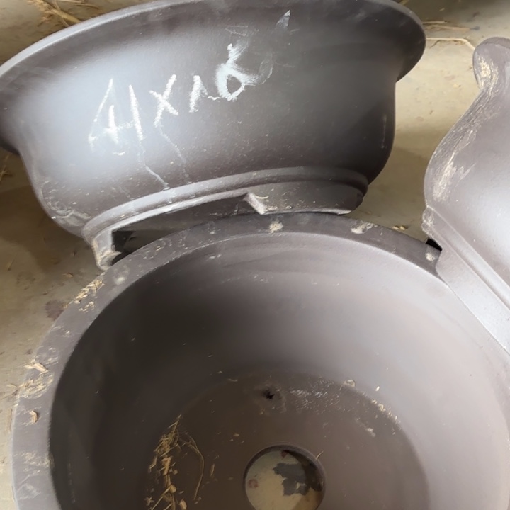 紫砂花盆         100-3