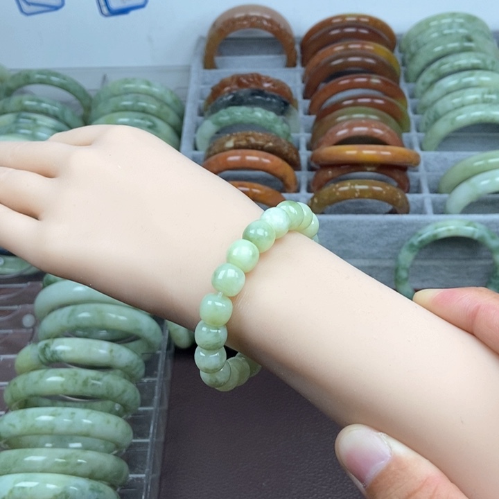 蛇纹石玉手链未镶嵌