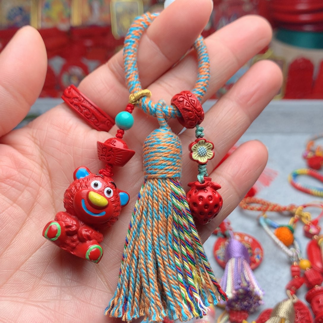 天然辰砂工艺品朱砂钥匙扣包包挂