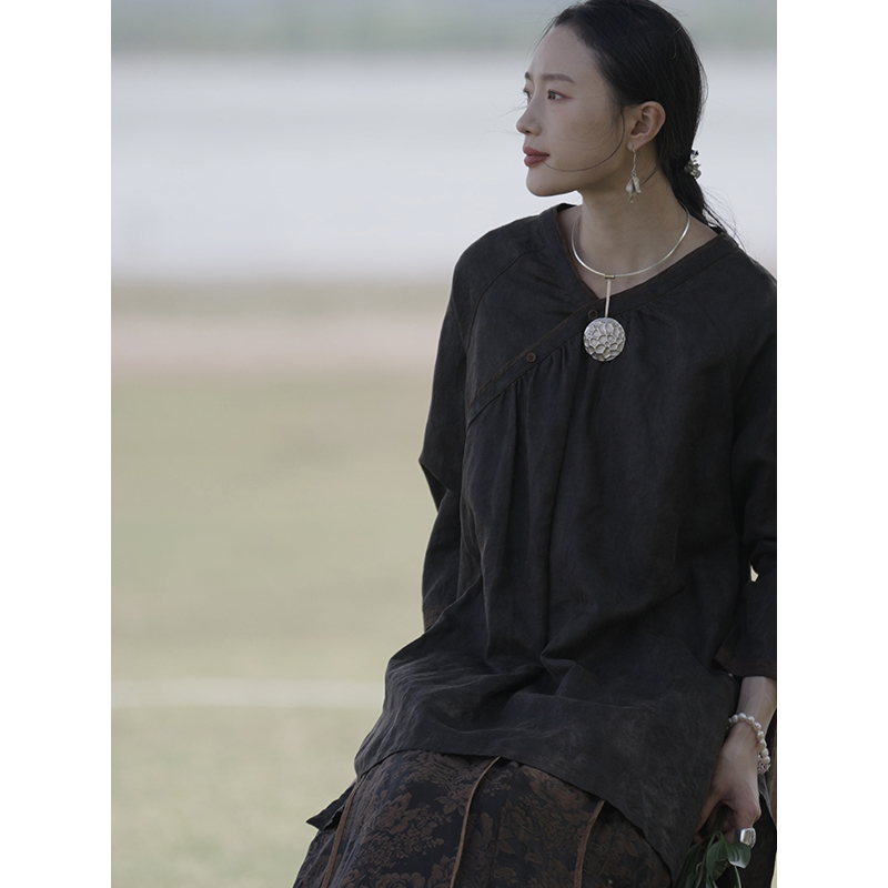 游尘衣物/寻上衣游尘衣物/寻上衣