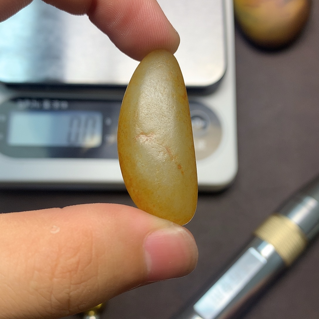 和田玉（糖玉）未镶嵌挂件