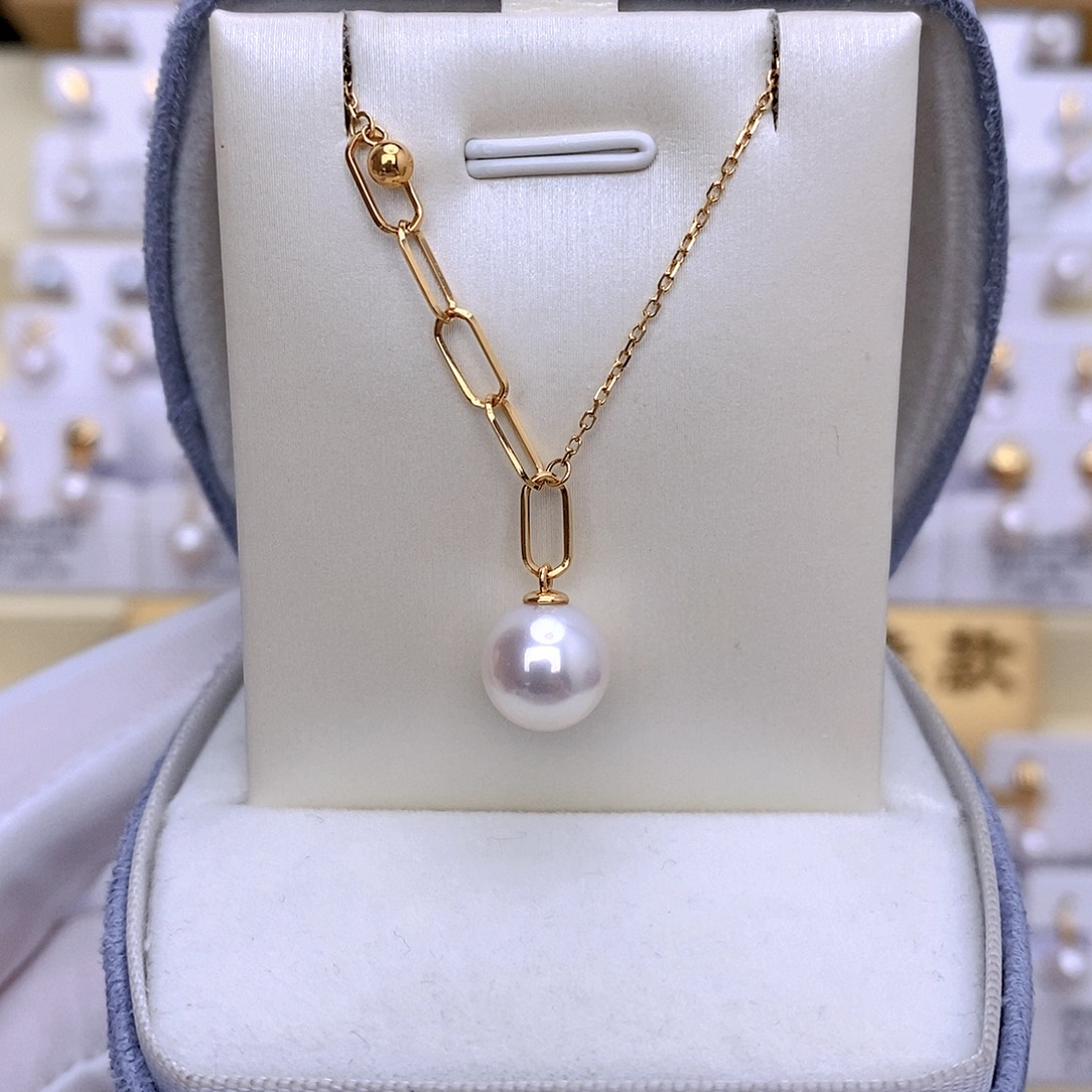 18K金镶嵌套链海水珍珠