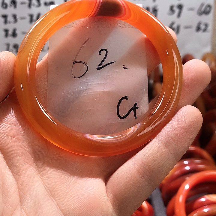 玛瑙/玉髓手镯未镶嵌