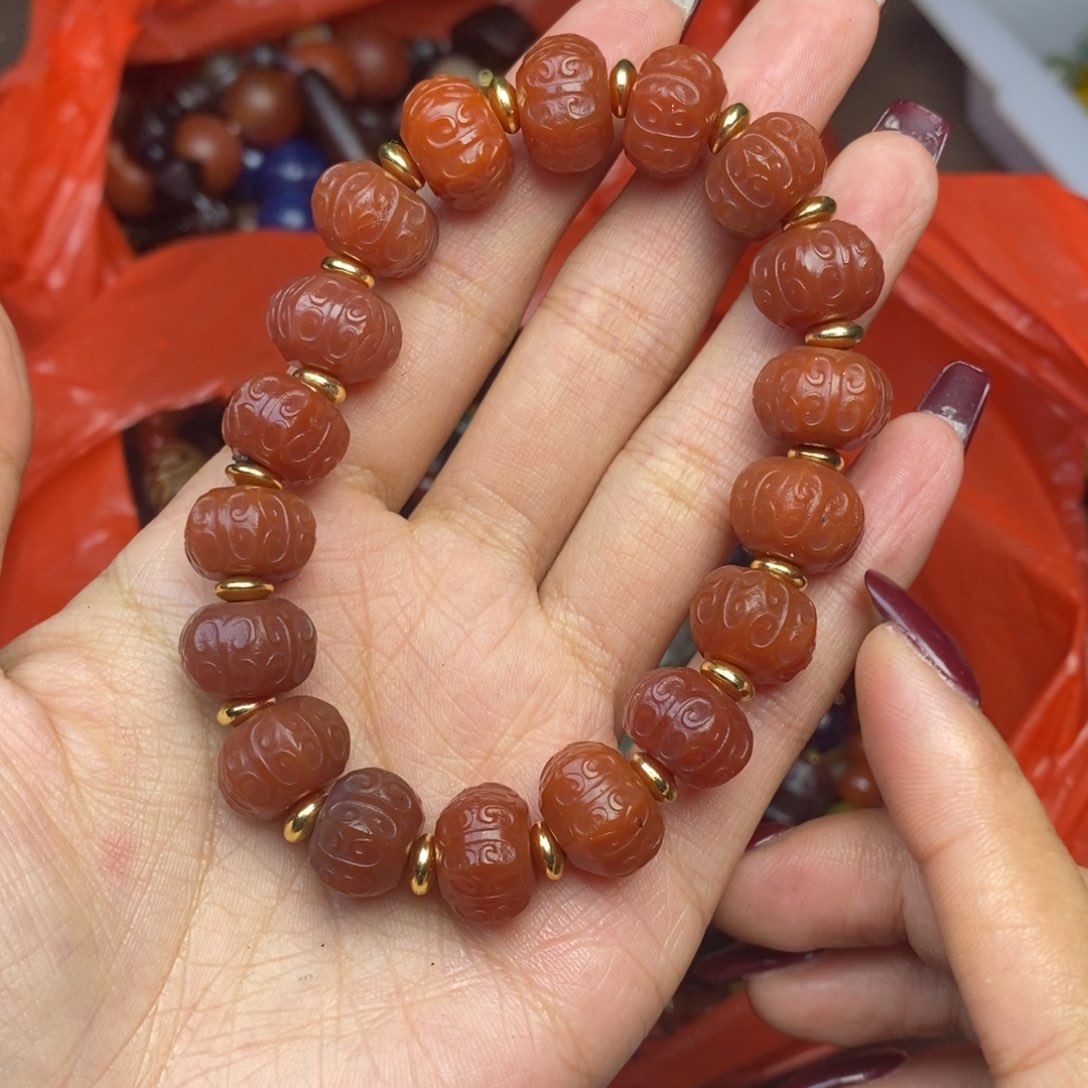 玛瑙/玉髓颈饰未镶嵌