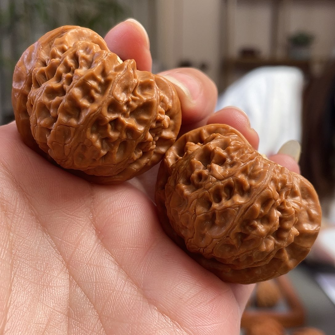 桃核把件43×38尺精修打底宫灯狮子头CN01342